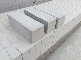 厂家中墙：ALC砌块和砂加气混凝土块有啥差异以及特点